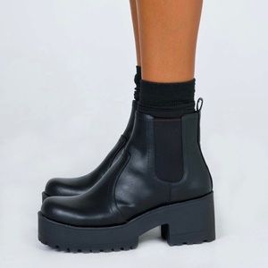 Lipstik Black Eamon Boots
